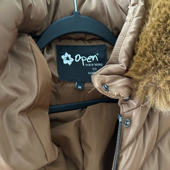 Winter jacket size M - Picture 8 of 10